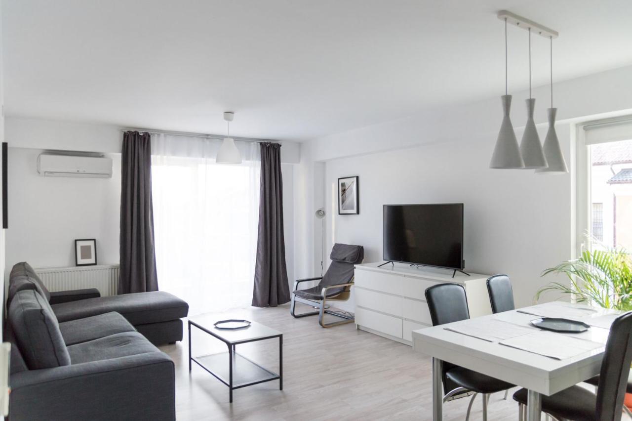 Airport Residence - Apartment Across From Otopeni Airport Exterior photo